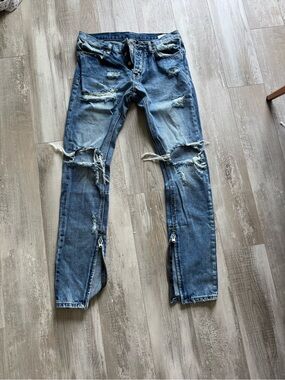 MNML Men’s Distressed Blue Skinny Jeans with Knee Rips